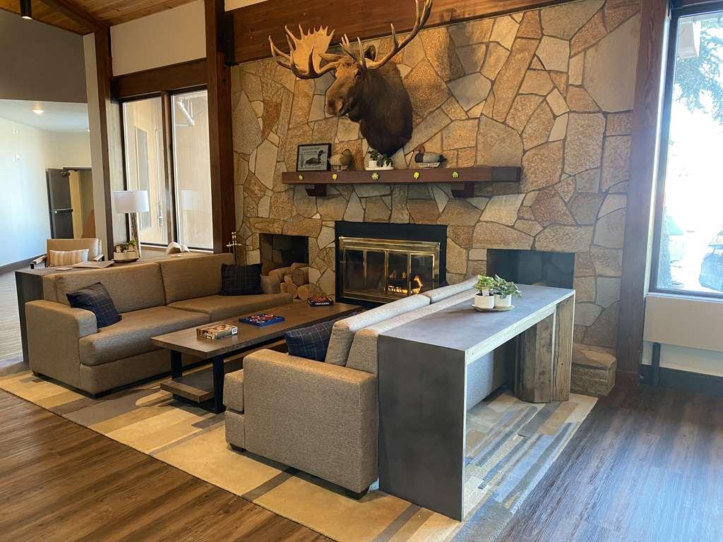 Best Western Lake Lucille Inn Василла Интерьер фото