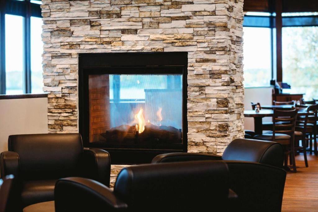 Best Western Lake Lucille Inn Василла Экстерьер фото