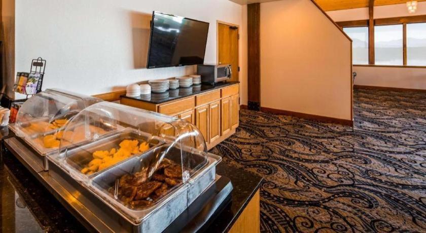 Best Western Lake Lucille Inn Василла Экстерьер фото